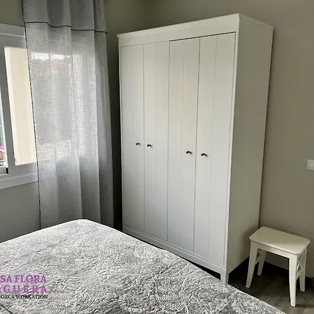 Casa Flora Paguera بيت للعطل